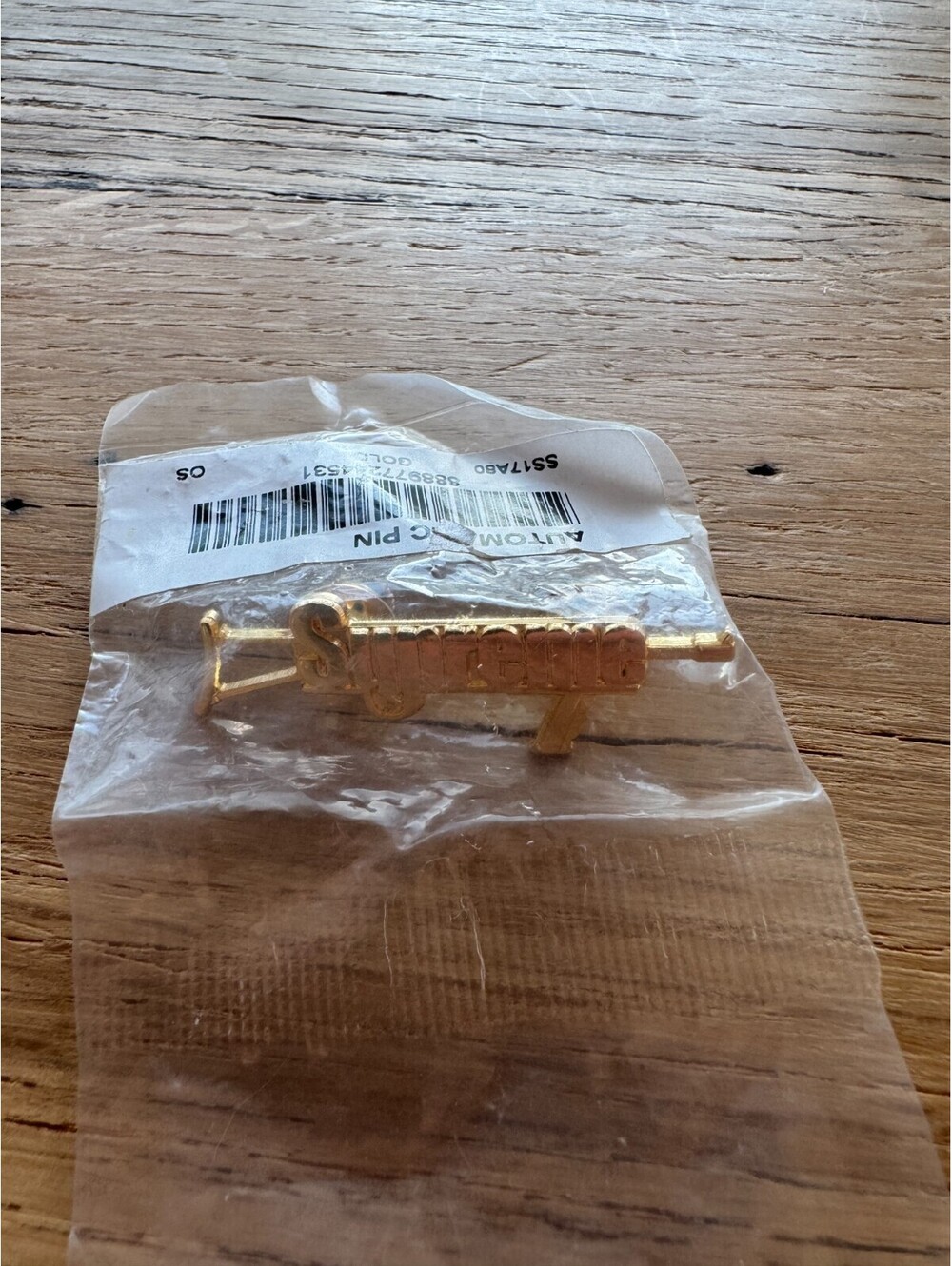 Supreme NYC SS17 Automatic Pin New